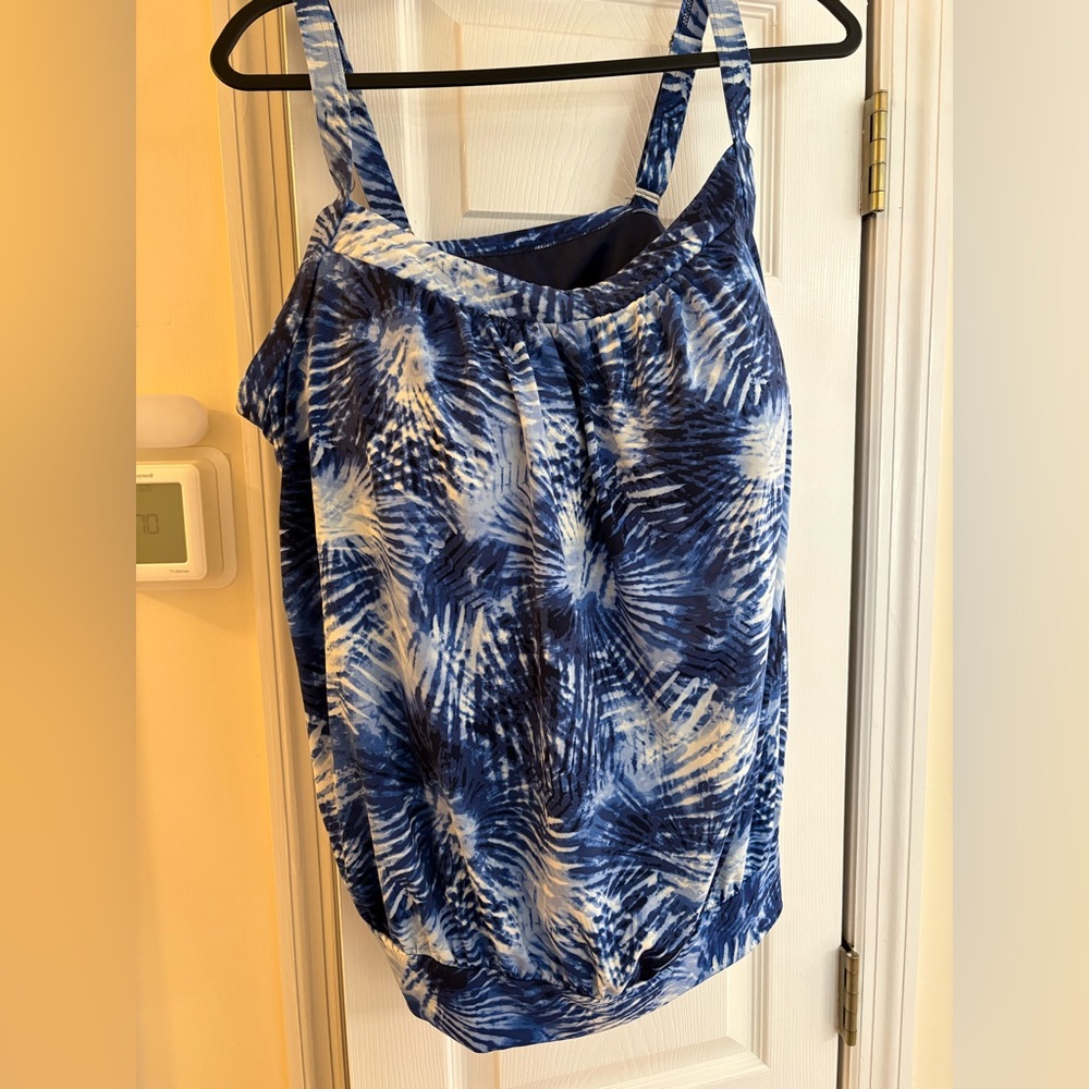 Lands' End Blue and White Tankini swimwear Top